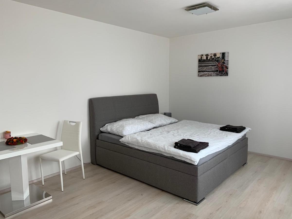 Modern Apartment In The City Center Plzeň Extérieur photo